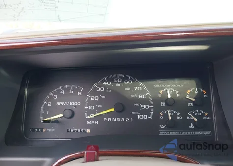 2000 Cadillac Escalade Standard z USA, uszkodzony, nr VIN 1GYEK13R9YR135138